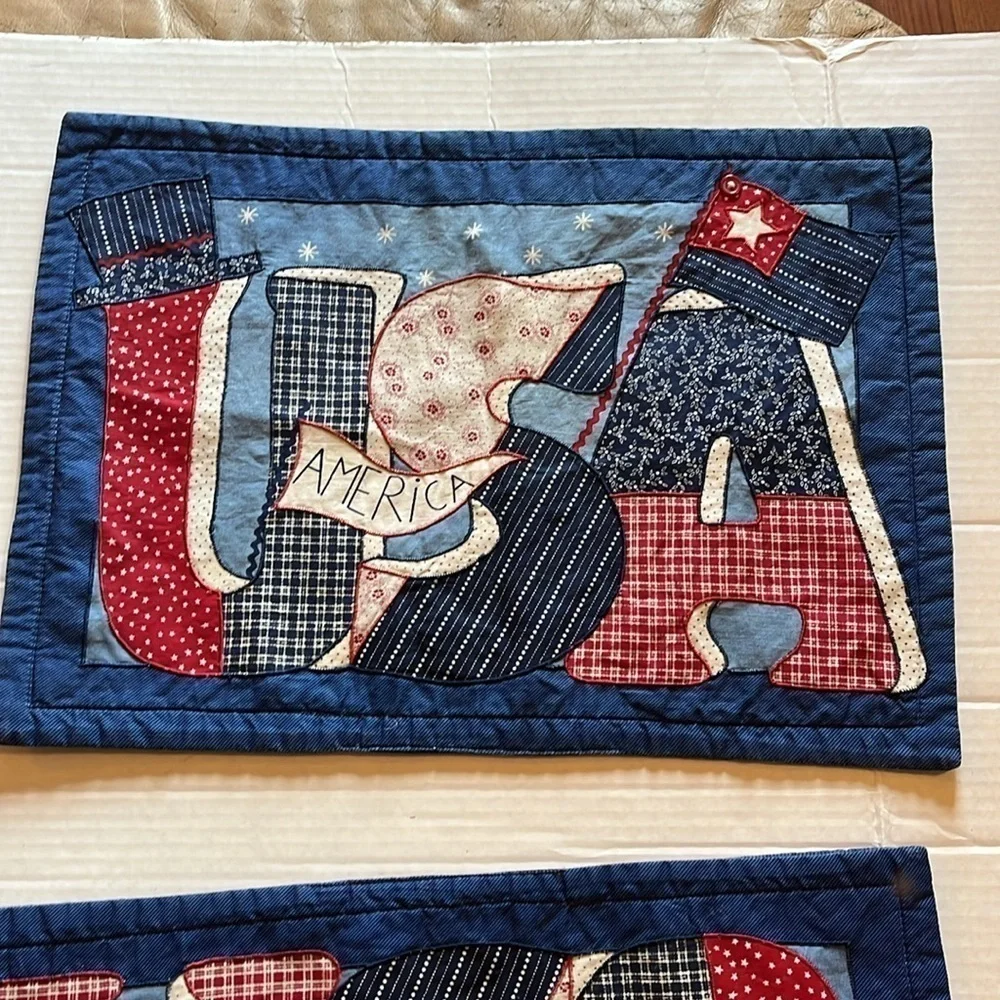 VTG-handmade in USA-USA America placemats set a four. Red white and blue.